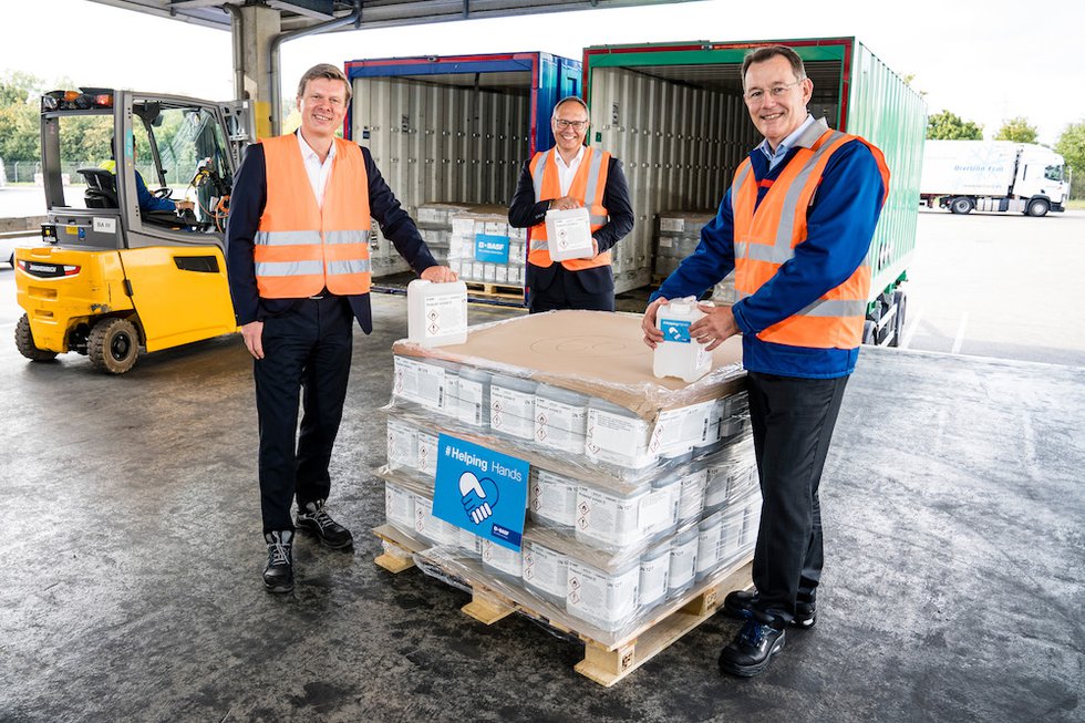 BASF donates 40,000 litres of hand sanitiser to UNHCR