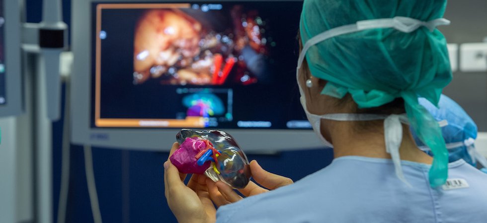 3D printing gives surgeons a precise patient-specific anatomical model in 3D.jpg