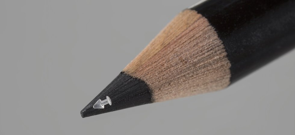 H&M_Micro-molding_Comparison to Black Pencil.jpg