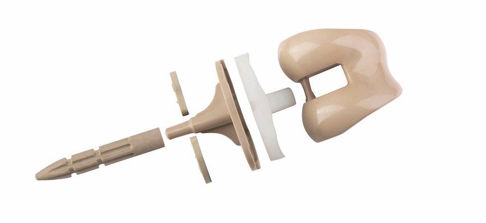 Knee Implant (2).jpg
