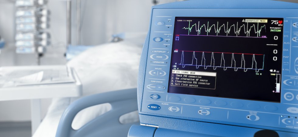 ICU room and cardiovascular monitor